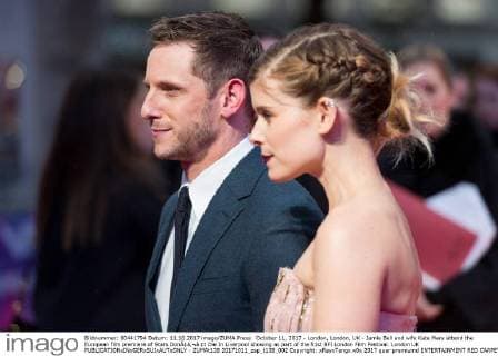 October 11, 2017 - London, London, UK - Jamie Bell and wife Kate Mara attend the European film premiere of Stars DonÃ¢â‚¬â ¢t Die In Liverpool showing as part of the 51st BFI London Film Festival. London UK  - ZUMAt138 20171011_zap_t138_002 Copyright: xRayxTangx