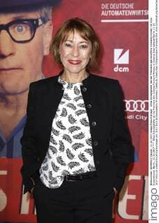 Gitta Schweighöfer bei der Premiere des Kinofilms Vorwärts immer! im Kino International. Berlin, 11.10.2017