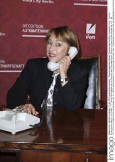 Gitta Schweighöfer bei der Premiere des Kinofilms Vorwärts immer! im Kino International. Berlin, 11.10.2017