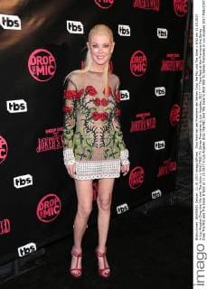 Tara Reid bei der Premiere der Serien Drop the Mic und The Joker s Wild am 11.10.2017 in Los Angeles Drop the Mic and The Joker s Wild (TBS) TV Series Premieres in Los Angeles, 2017