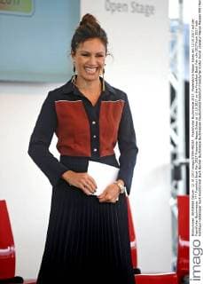 Frankfurter Buchmesse 2017. Moderatorin Nazan Eckes am 12.10.2017 auf der Frankfurter Buchmesse. *** Frankfurt Book Fair 2017 Presenter Nazan Eckes at 12 10 2017 on the Frankfurt Book Fair