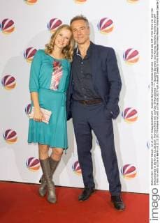 Susanne Bormann und Hannes Jaenicke - Premiere des SAT.1 Film Nicht mit uns! Der Silikonskandal in Berlin am 12.10.2017. Premiere Nicht mit uns! Der Silikonskandal