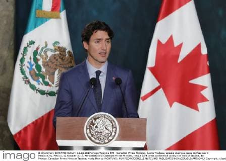 Canadian Prime Minister, Justin Trudeau, speaks during a press conference in Mexico City, Mexico, 12 October 2017. Pena Nieto and Canadian Prime Minister, held a joint press conference during the visit of Trudeau to Mexico. Canadian Prime Minister Trudeau visits Mexico !ACHTUNG: NUR REDAKTIONELLE NUTZUNG!  Copyright: xJoséxMéndezx MEX63 20171013-636434646180746698