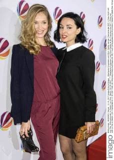 Stephanie Krogmann und Mimi Fiedler bei der Premiere des SAT.1 Films Nicht mit uns! Der Silikonskandal im Delphi Lux Kino. Berlin, 12.10.2017