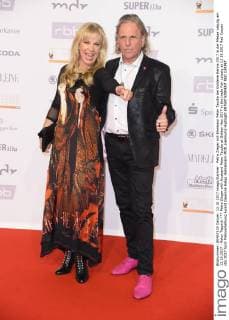 Petra Zieger mit Ehemann Peter Taudte bei Goldene Henne 2017 in der Messe Leipzig am 13.10.2017 - Roter Teppich