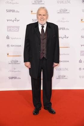Gunther Emmerlich bei Goldene Henne 2017 in der Messe Leipzig am 13.10.2017 - Roter Teppich