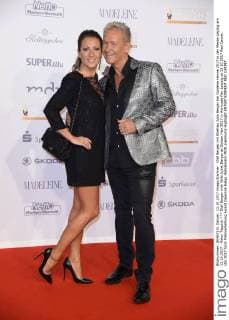 Olaf Berger mit Ehefrau Julia Berger bei Goldene Henne 2017 in der Messe Leipzig am 13.10.2017 - Roter Teppich
