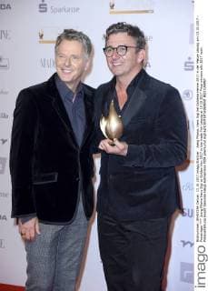 Joerg Pilawa, Hans Sigl bei Goldene Henne 2017 in der Messe Leipzig am 13.10.2017 - Preisträger