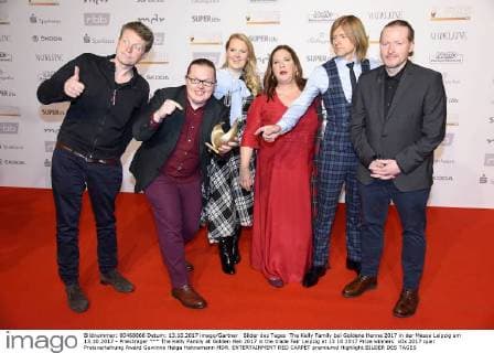 Bilder des Tages The Kelly Family bei Goldene Henne 2017 in der Messe Leipzig am 13.10.2017 - Preisträger