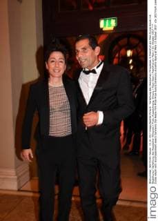 Verleihung des Hessischen Filmpreises in Frankfurt am Main Dunja Hayali mit Begleitung Verleihung des Hessischen Filmpreis Preis, Auszeichnung, Ehrung Alten Oper Frankfrut am Main 13. Oktober 2017