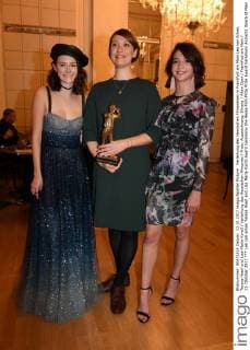 Verleihung des Hessischen Filmpreises in Frankfurt am Main Lea van Acken, Teresa Hoerl und Lisa-Marie Koroll Verleihung des Hessischen Filmpreis Preis, Auszeichnung, Ehrung Alten Oper Frankfrut am Main 13. Oktober 2017