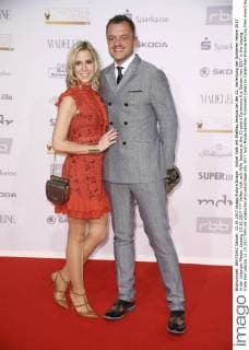 Volker Valk mit Ehefrau Jessica bei der 23. Verleihung der Goldenen Henne 2017 in der Leipziger Messe. Leipzig, 13.10.2017