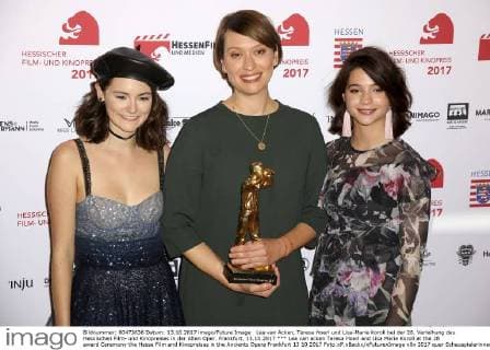 Lea van Acken, Teresa Hoerl und Lisa-Marie Koroll bei der 28. Verleihung des Hessischen Film- und Kinopreises in der Alten Oper. Frankfurt, 13.10.2017