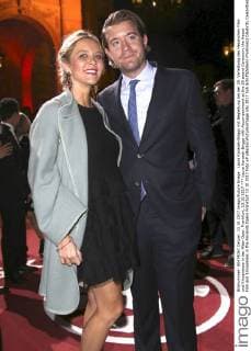 Laura Karasek-Briggs mit Begleitung bei der 28. Verleihung des Hessischen Film- und Kinopreises in der Alten Oper. Frankfurt, 13.10.2017
