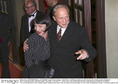 Ulrich Tukur mit Ehefrau Katharina John bei der 28. Verleihung des Hessischen Film- und Kinopreises in der Alten Oper. Frankfurt, 13.10.2017