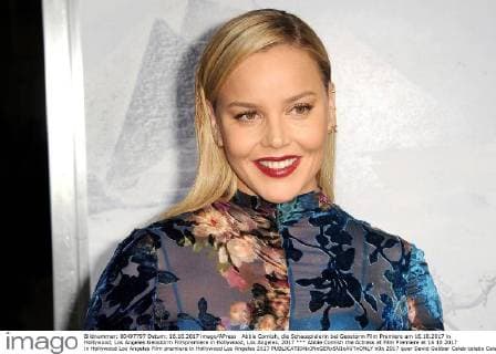 Abbie Cornish, die Schauspielerin bei Geostorm Film Premiere am 16.10.2017 in Hollywood, Los Angeles Geostorm Filmpremiere in Hollywood, Los Angeles, 2017