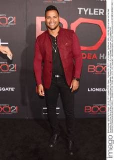 October 16, 2017 - Los Angeles, California, USA - ANDRE HALL arrives on the Red Carpet for the Tyler Perry s Boo 2! A Madea Halloween Los Angeles Premiere at the L.A. Live Regal Cinemas. Los Angeles USA - ZUMAb173 20171016_zap_b173_132 Copyright: xBillyxBennightx