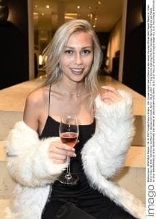 Kay Evseeva beim beim Opening des neuen Concept Stores Red Carpet Ready by Shan Rahimkhan bei Shan Rahimkhan Coiffeur am Gendarmenmarkt. Berlin, 18.10.2017