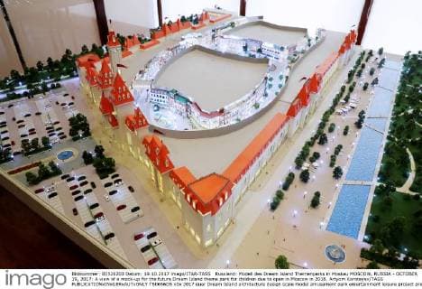 Russland: Modell des Dream Island Themenparks in Moskau MOSCOW, RUSSIA - OCTOBER 19, 2017: A view of a mock-up for the future Dream Island theme park for children due to open in Moscow in 2018. Artyom Korotayev TASS  TS0656D5