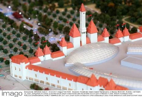 Russland: Modell des Dream Island Themenparks in Moskau MOSCOW, RUSSIA - OCTOBER 19, 2017: A fragment of a mock-up for the future Dream Island theme park for children due to open in Moscow in 2018. Artyom Korotayev TASS  TS0656CE