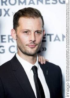 Nicolas Duvauchelle CELEBRITES Avant Premiere de Tout Nous Separe Paris 19 10 2017 JBAutissier Panoramic 