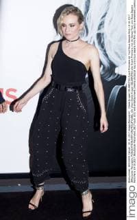 Diane Kruger CELEBRITES Avant Premiere de Tout Nous Separe Paris 19 10 2017 JBAutissier Panoramic 