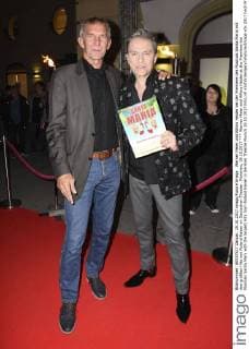 Werner Meier und Alfons Heider bei der Premiere des Musicals Santa Maria mit den größten Hits von Roland Kaiser im Deutschen Theater. München, 19.10.2017