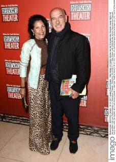 Otto Retzer mit Gattin Shirley bei der Premiere des Musicals Santa Maria mit den größten Hits von Roland Kaiser im Deutschen Theater. München, 19.10.2017