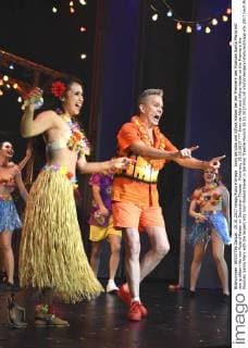 Enny de Alba und Alfons Haider bei der Premiere des Musicals Santa Maria mit den größten Hits von Roland Kaiser im Deutschen Theater. München, 19.10.2017