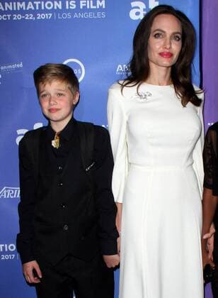 Premiere du film The Breadwinner à Los Angeles. 20 October 2017 - Hollywood, California - Angelina Jolie with daughter Shiloh Jolie-Pitt. The Breadwinner U.S. Premiere held at the TCL Chinese 6 Theatre in Hollywood. Photo Credit: AdMedia 221676 AdMedia Starface 2017-10-20 CA Hollywood Etats-Unis  Copyright: xAdMediax STAR_221676_045