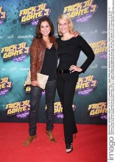 Karen Webb und Natascha Grün bei der Fack Ju Göhte 3 Film Premiere am 22.10.2017 in München Fack Ju Goehte 3 Filmpremiere in Muenchen, 2017