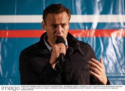 ASTRAKHAN, RUSSIA - OCTOBER 22, 2017: Opposition activist Alexei Navalny addresses a rally in Druzhba Friendship Park. Maxim Korotchenko TASS  TS066297