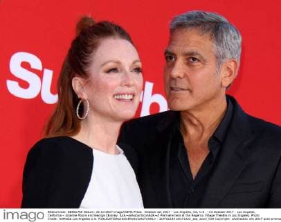 October 22, 2017 - Los Angeles, CA, U.S. - 22 October 2017 - Los Angeles, California - Julianne Moore and George Clooney. Ã¢â‚¬oeSuburbiconÃ¢â‚¬Â Premiere held at the Regency Village Theatre in Los Angeles. Photo Credit: AdMedia Los Angeles U.S. - ZUMAa123 20171022_zaa_a123_039 Copyright: xAdmediax