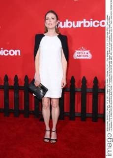October 22, 2017 - Los Angeles, CA, U.S. - 22 October 2017 - Los Angeles, California - Julianne Moore. Ã¢â‚¬oeSuburbiconÃ¢â‚¬Â Premiere held at the Regency Village Theatre in Los Angeles. Photo Credit: AdMedia Los Angeles U.S. - ZUMAa123 20171022_zaa_a123_051 Copyright: xAdmediax