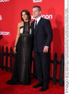 October 22, 2017 - Los Angeles, CA, U.S. - 22 October 2017 - Los Angeles, California - Luciana Barroso Damon and Matt Damon. Ã¢â‚¬oeSuburbiconÃ¢â‚¬Â Premiere held at the Regency Village Theatre in Los Angeles. Photo Credit: AdMedia Los Angeles U.S. - ZUMAa123 20171022_zaa_a123_053 Copyright: xAdmediax