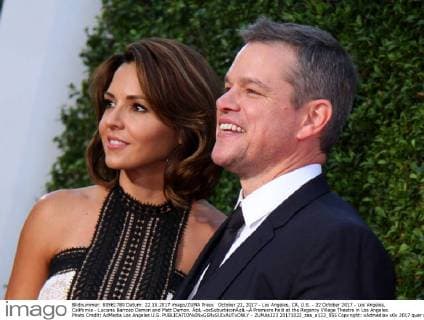 October 22, 2017 - Los Angeles, CA, U.S. - 22 October 2017 - Los Angeles, California - Luciana Barroso Damon and Matt Damon. Ã¢â‚¬oeSuburbiconÃ¢â‚¬Â Premiere held at the Regency Village Theatre in Los Angeles. Photo Credit: AdMedia Los Angeles U.S. - ZUMAa123 20171022_zaa_a123_055 Copyright: xAdmediax