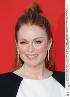 Julianne Moore at the Premiere of Paramount Pictures Suburbicon held at the Regency Village Theater in Westwood, CA, October 22, 2017.  Copyright: xJosephxMartinezx 33462_001JM