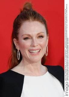 Julianne Moore at the Premiere of Paramount Pictures Suburbicon held at the Regency Village Theater in Westwood, CA, October 22, 2017.  Copyright: xJosephxMartinezx 33462_006JM