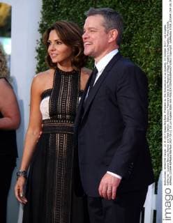 Premiere du film Suburbicon a Los Angeles. 22 October 2017 - Los Angeles, California - Luciana Barroso Damon and Matt Damon. Suburbicon Premiere held at the Regency Village Theatre in Los Angeles. Photo Credit: AdMedia 221694 AdMedia Starface 2017-10-22 CA Los Angeles Etats-Unis  Copyright: xAdMediax STAR_221694_059
