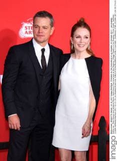 Premiere du film Suburbicon a Los Angeles. 22 October 2017 - Los Angeles, California - Matt Damon and Julianne Moore. Suburbicon Premiere held at the Regency Village Theatre in Los Angeles. Photo Credit: AdMedia 221694 AdMedia Starface 2017-10-22 CA Los Angeles Etats-Unis  Copyright: xAdMediax STAR_221694_067
