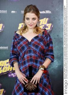 Jella Haase bei der Premiere des Kinofilms Fack Ju Göhte 3 im Kino im Mathäser Filmpalast. München, 22.10.2017