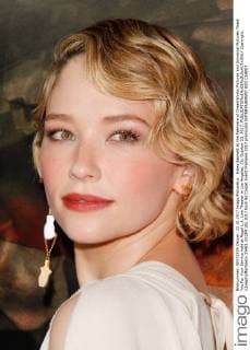 Haley Bennett at the Premiere of DreamWorks Pictures and Universal Pictures Thank You For Your Service held at Regal L.A. Live Theater in Los Angeles, CA, October 23, 2017.  Copyright: xJosephxMartinezx 33463_032JM