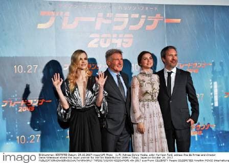 (L-R) Actress Sylvia Hoeks, actor Harrison Ford, actress Ana de Armas and director Denis Villeneuve attend the Japan premier for the film Blade Runner 2049 in Tokyo, Japan on October 24, 2017.  TKP2017102430 KEIZOxMORI
