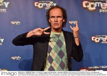 Comedian Olaf Schubert kommt am 24.10.2017 in Köln zur Verleihung des Deutschen Comedypreis 2017.