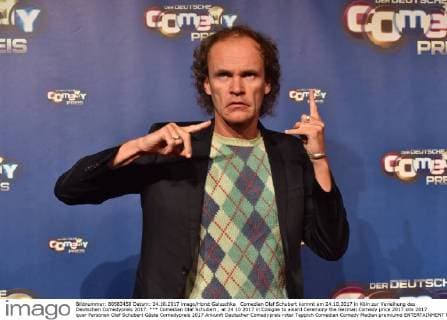 Comedian Olaf Schubert kommt am 24.10.2017 in Köln zur Verleihung des Deutschen Comedypreis 2017.