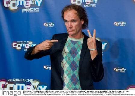 Koeln, Germany 24.10.2017, Deutscher Comedypreis 2017, Olaf Schubert auf dem roten Teppich ( DeFodi001