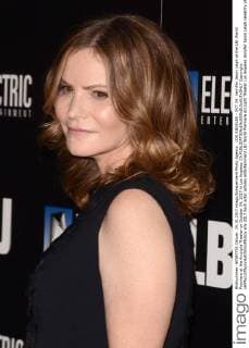 LOS ANGELES - OCT 24: Jennifer Jason Leigh at the LBJ World Premiere at the ArcLight Theater on October 24, 2017 in Los Angeles, CA  Copyright: xHPAx xIPAx xHutchinsxPhotox