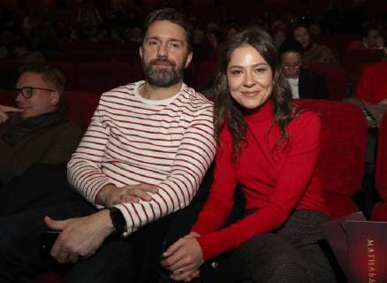 MOSCOW, RUSSIA - OCTOBER 24, 2017: Actors Yelena Lyadova (R) and Vladimir Vdovichenkov attend the Moscow premiere of Alexei Uchitel s historical drama film Matilda at Karo 11 Oktyabr Cinema. Vyacheslav Prokofyev TASS  TS0666C2