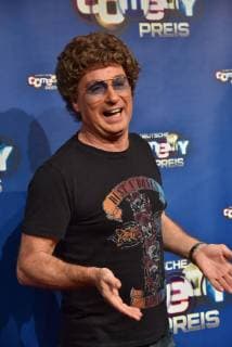 Comedian Atze Schröder kommt am 24.10.2017 in Köln zur Verleihung des Deutschen Comedypreis 2017.