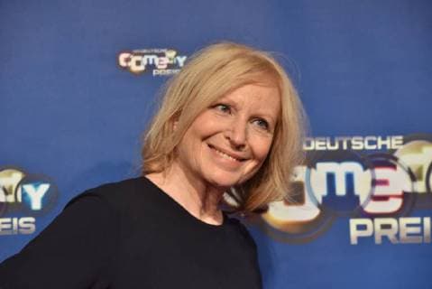 Comedian Maren Kroymann kommt am 24.10.2017 in Köln zur Verleihung des Deutschen Comedypreis 2017.